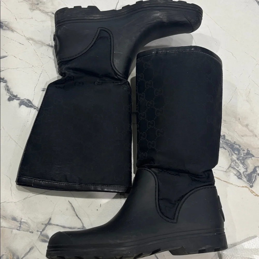 Women Gucci Boot - Picture 2 of 4